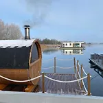 Schwimmende Ferienhaeuser Auf Dem - Spreewald Фечау