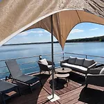 Schwimmende Ferienhaeuser Auf Dem - Spreewald ヴェッチャウ