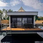 Дом отдыха Schwimmende Ferienhaeuser Auf Dem - Spreewald Фечау