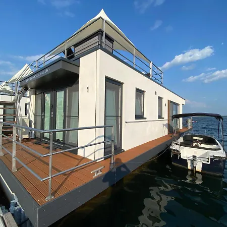 Schwimmende Ferienhaeuser Auf Dem - Spreewald * Vetschau