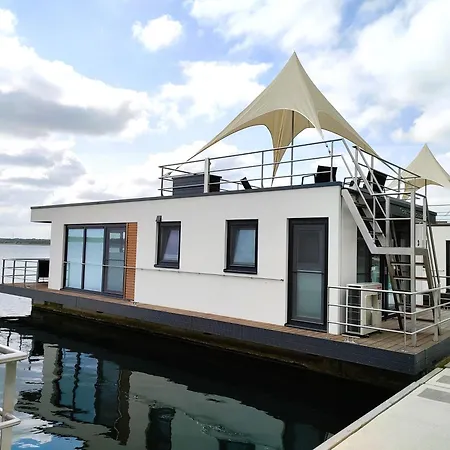 Schwimmende Ferienhaeuser Auf Dem - Spreewald Nyaraló *