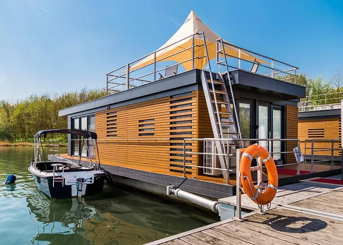 Schwimmende Ferienhaeuser Auf Dem - Spreewald Сasa de vacaciones *