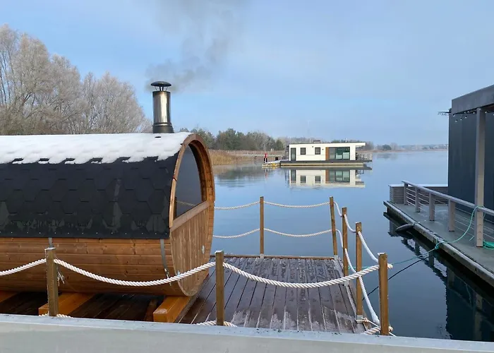 Schwimmende Ferienhaeuser Auf Dem - Spreewald Vetschau