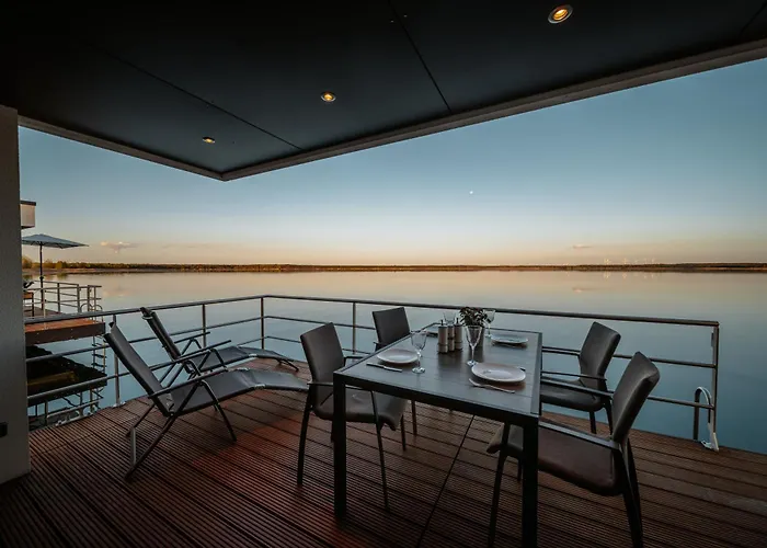 Schwimmende Ferienhaeuser Auf Dem - Spreewald Nyaraló